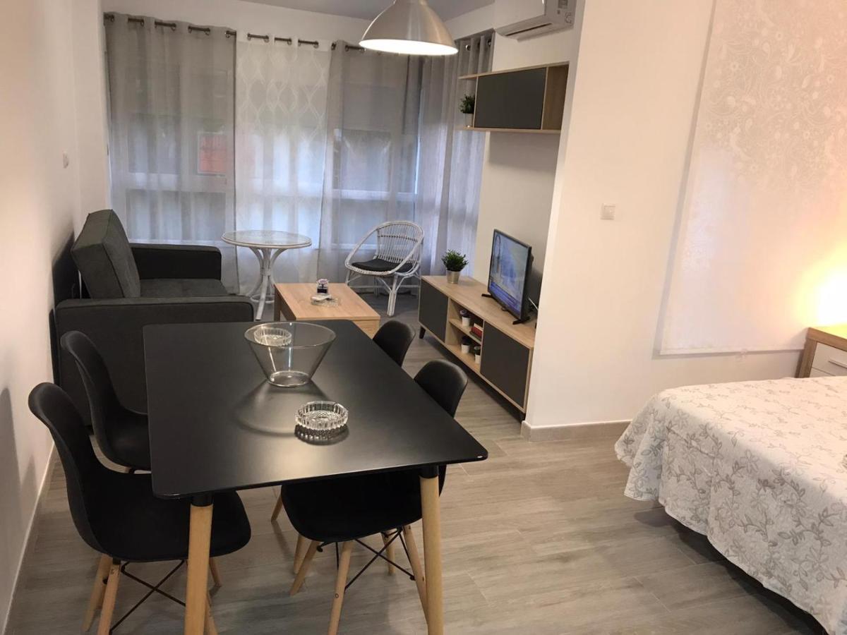 Apartamentos Centro Internacional Algarrobo-Costa ภายนอก รูปภาพ
